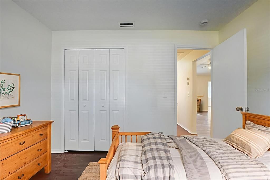 На продажу: $294,900 (3 спален, 2 ванн, 1288 Квадратных фут)