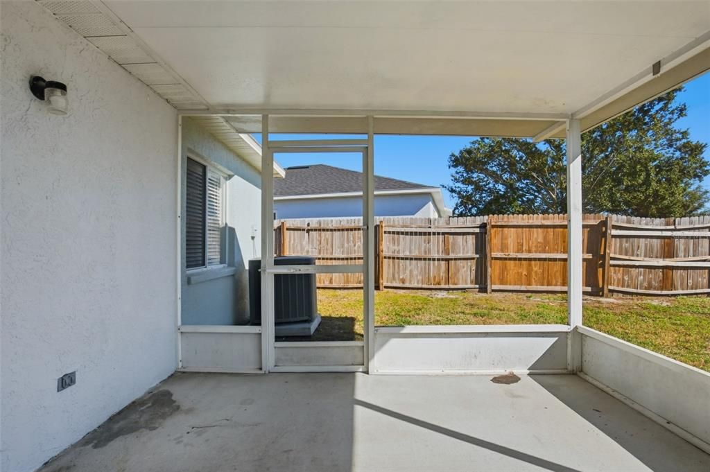 На продажу: $294,900 (3 спален, 2 ванн, 1288 Квадратных фут)