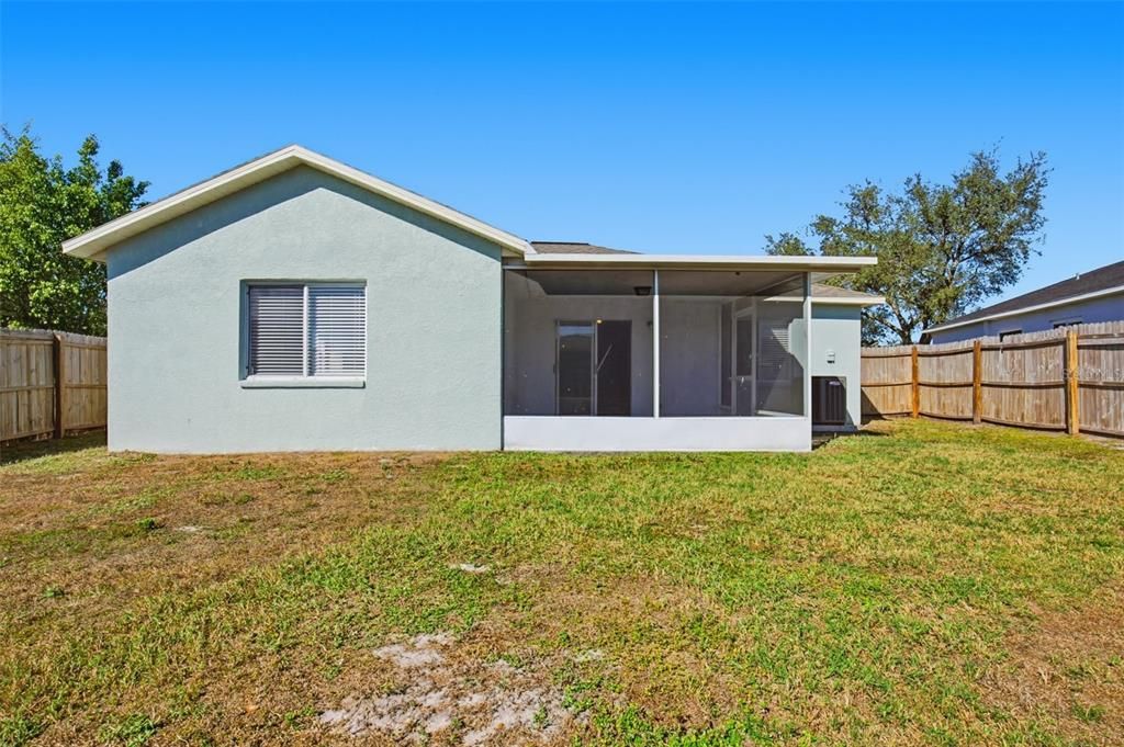 На продажу: $294,900 (3 спален, 2 ванн, 1288 Квадратных фут)