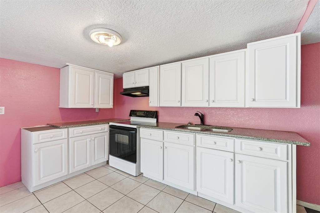 For Sale: $255,000 (4 beds, 2 baths, 1304 Square Feet)