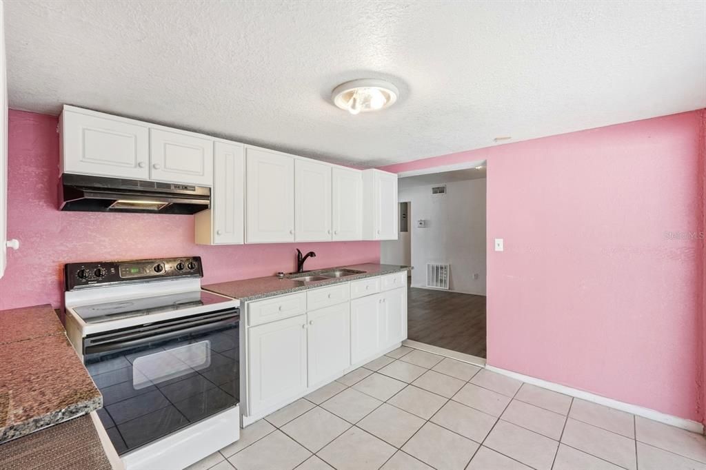 For Sale: $255,000 (4 beds, 2 baths, 1304 Square Feet)