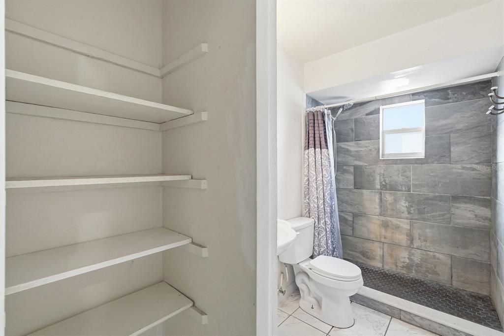 For Sale: $255,000 (4 beds, 2 baths, 1304 Square Feet)