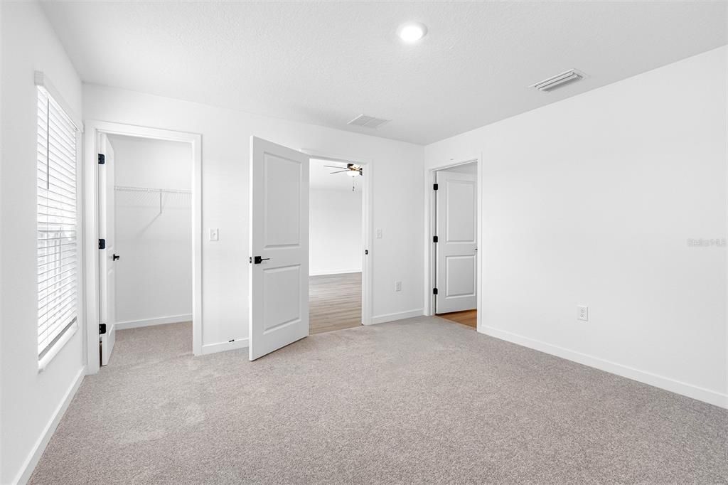 Active With Contract: $394,900 (4 beds, 3 baths, 1981 Square Feet)