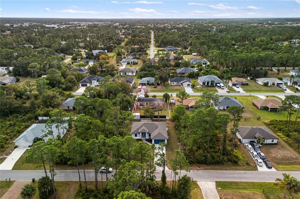 На продажу: $414,000 (4 спален, 2 ванн, 1650 Квадратных фут)