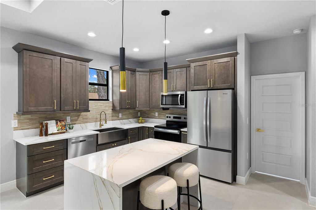 На продажу: $414,000 (4 спален, 2 ванн, 1650 Квадратных фут)