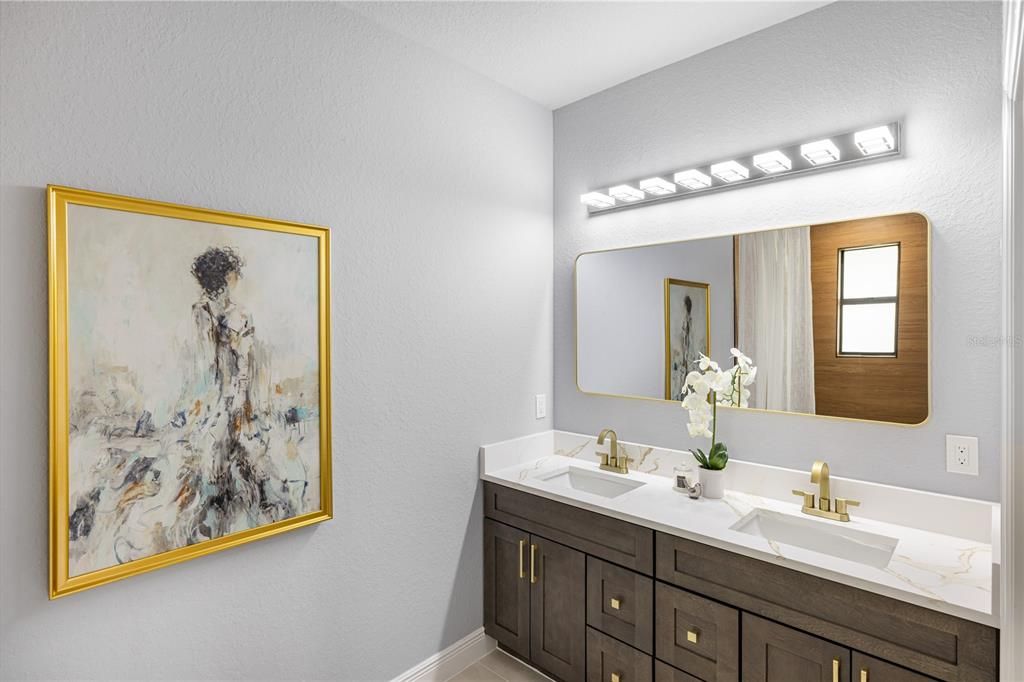 На продажу: $414,000 (4 спален, 2 ванн, 1650 Квадратных фут)