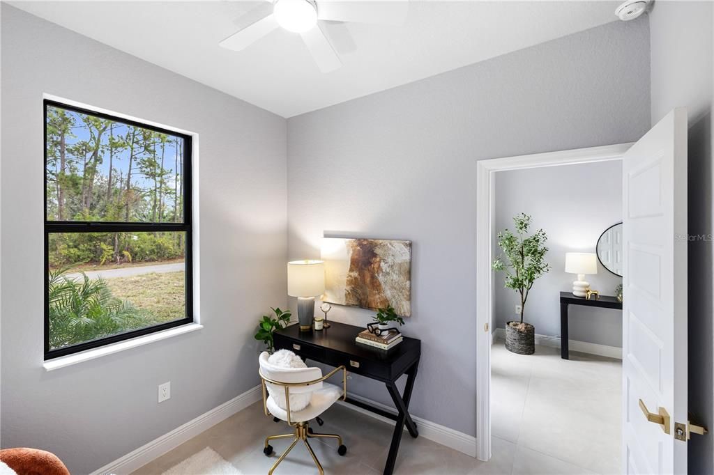 На продажу: $414,000 (4 спален, 2 ванн, 1650 Квадратных фут)