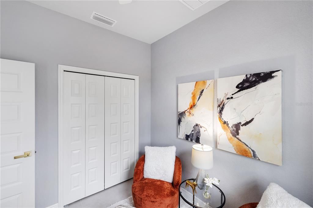 На продажу: $414,000 (4 спален, 2 ванн, 1650 Квадратных фут)