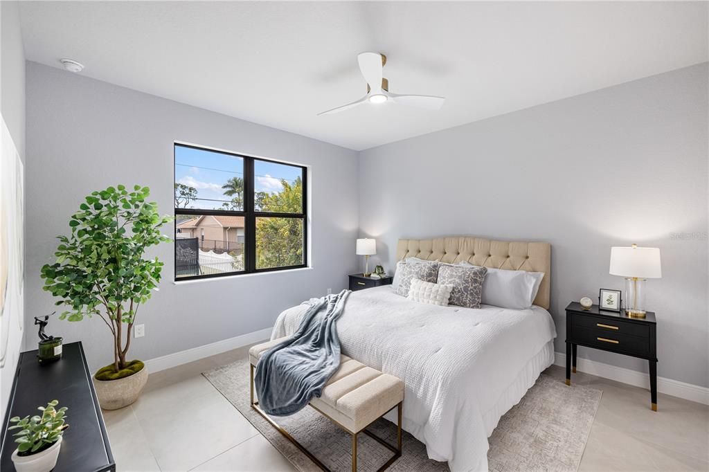 На продажу: $414,000 (4 спален, 2 ванн, 1650 Квадратных фут)