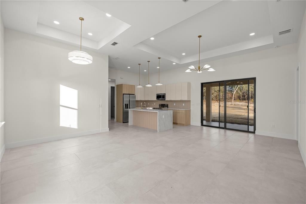 For Sale: $500,000 (3 beds, 2 baths, 1606 Square Feet)