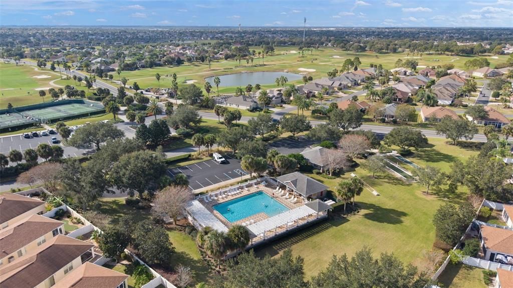 На продажу: $319,900 (2 спален, 2 ванн, 1196 Квадратных фут)