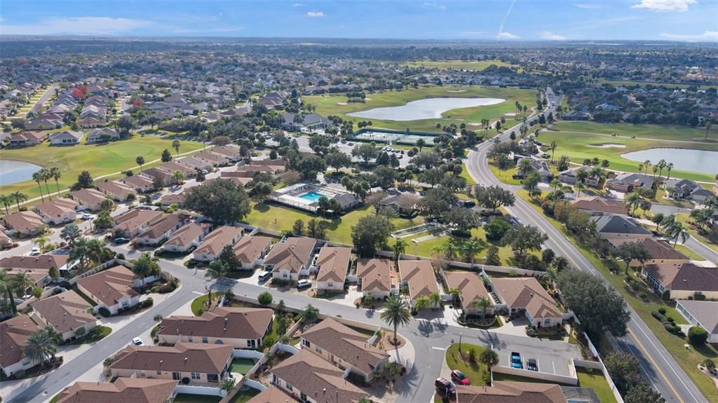 На продажу: $319,900 (2 спален, 2 ванн, 1196 Квадратных фут)