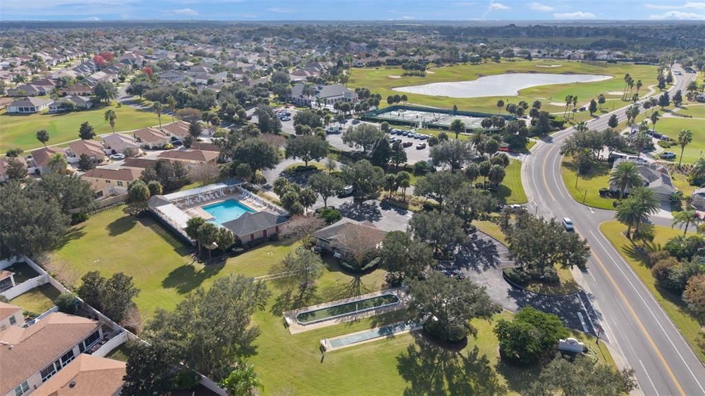 На продажу: $319,900 (2 спален, 2 ванн, 1196 Квадратных фут)