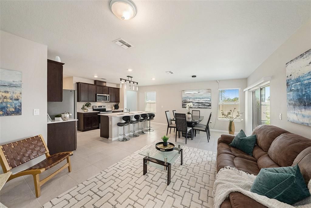 For Sale: $395,000 (4 beds, 2 baths, 1580 Square Feet)