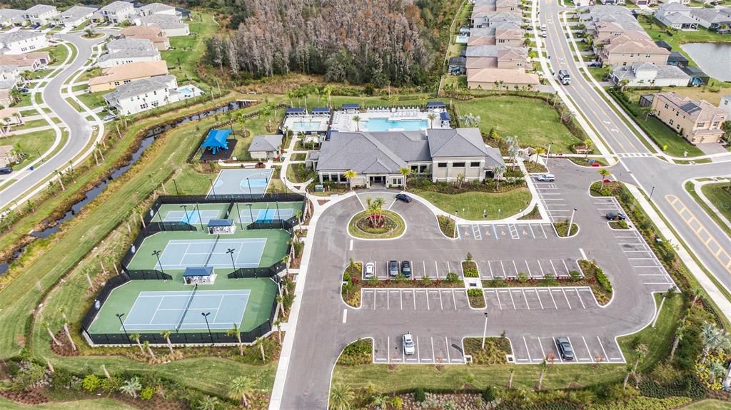 For Sale: $395,000 (4 beds, 2 baths, 1580 Square Feet)