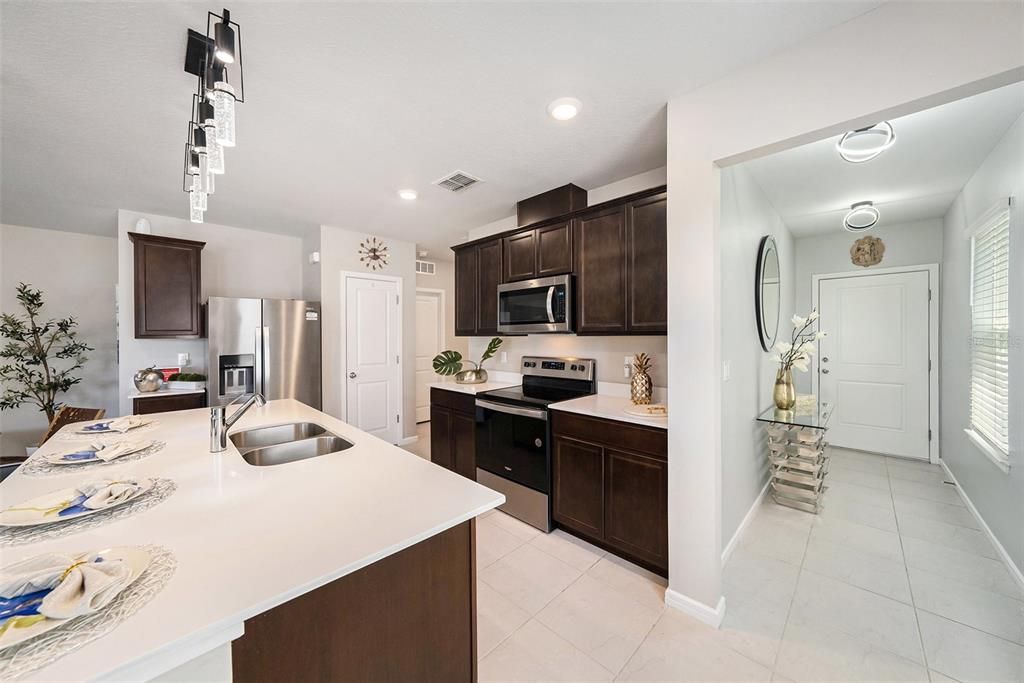 For Sale: $395,000 (4 beds, 2 baths, 1580 Square Feet)