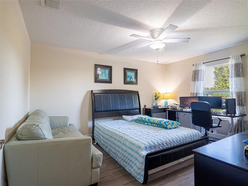 待售: $680,000 (4 贝兹, 3 浴室, 3336 平方英尺)