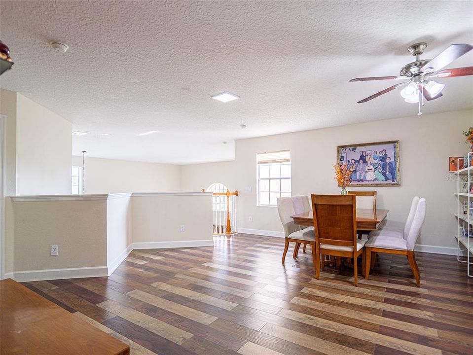 待售: $680,000 (4 贝兹, 3 浴室, 3336 平方英尺)