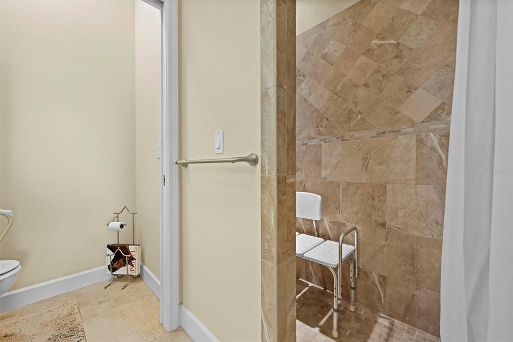 На продажу: $925,000 (3 спален, 3 ванн, 2005 Квадратных фут)