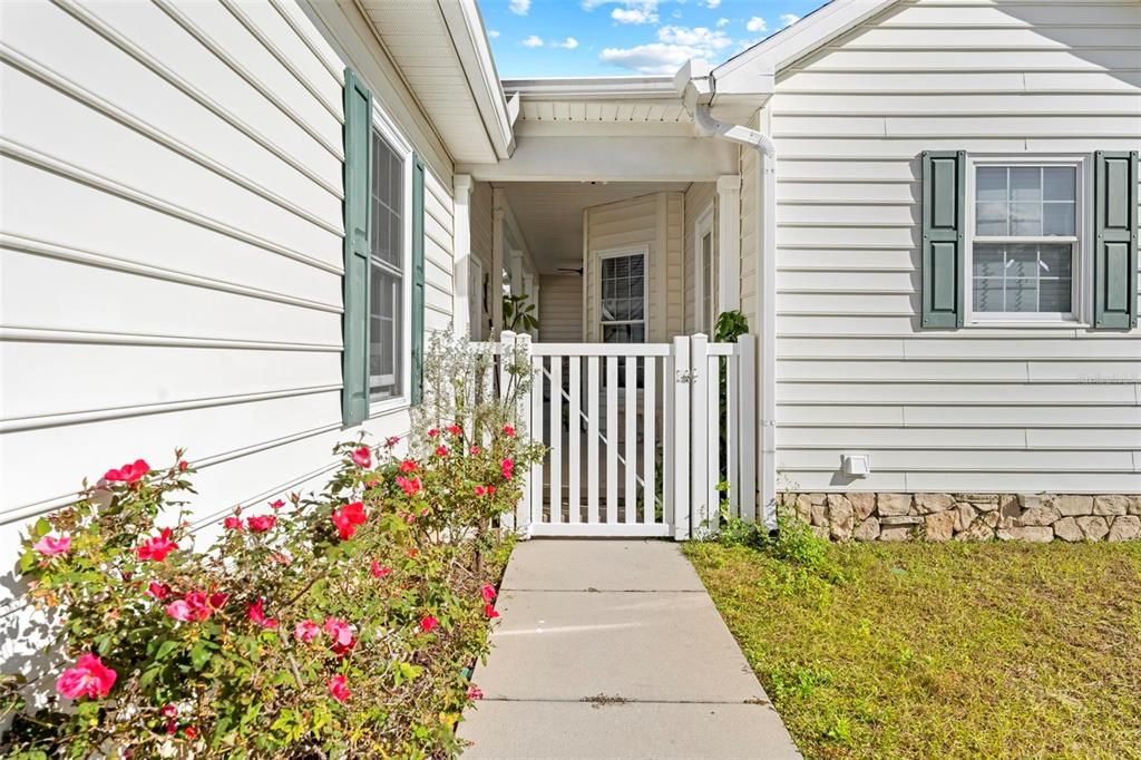 На продажу: $925,000 (3 спален, 3 ванн, 2005 Квадратных фут)