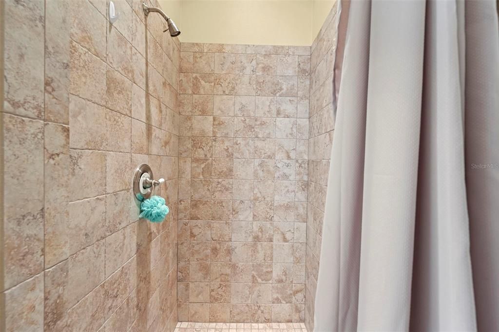 На продажу: $925,000 (3 спален, 3 ванн, 2005 Квадратных фут)