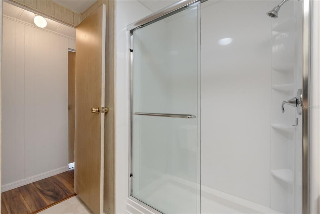 На продажу: $154,900 (2 спален, 2 ванн, 1152 Квадратных фут)