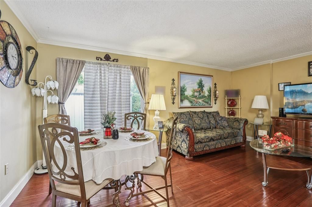 На продажу: $399,000 (3 спален, 2 ванн, 1322 Квадратных фут)