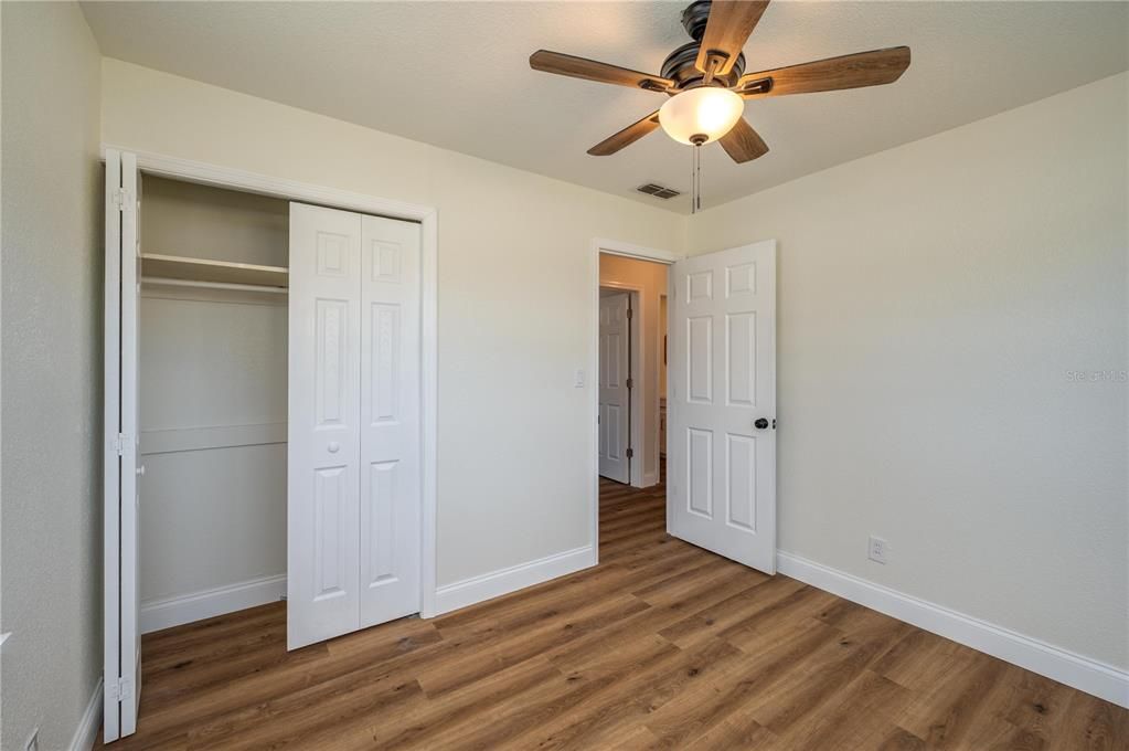 En Venta: $279,000 (4 camas, 3 baños, 1626 Pies cuadrados)