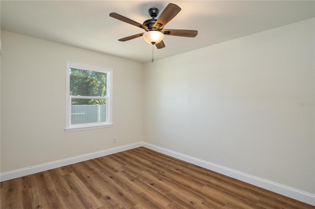 En Venta: $279,000 (4 camas, 3 baños, 1626 Pies cuadrados)