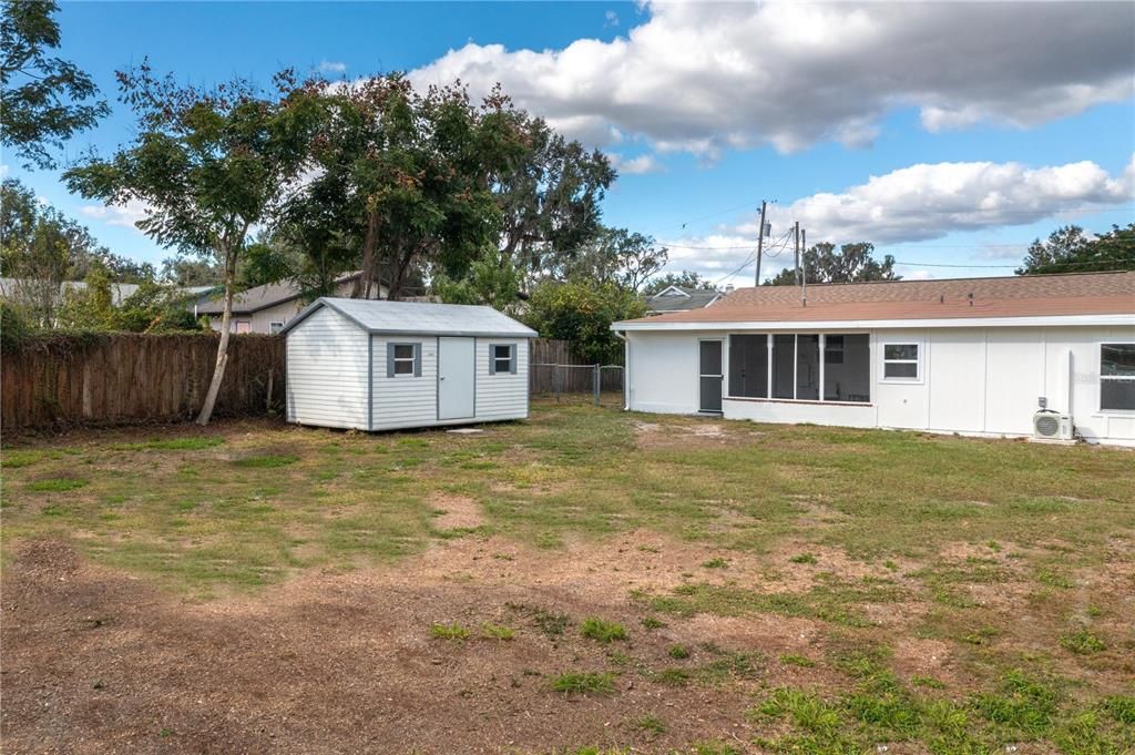 En Venta: $279,000 (4 camas, 3 baños, 1626 Pies cuadrados)