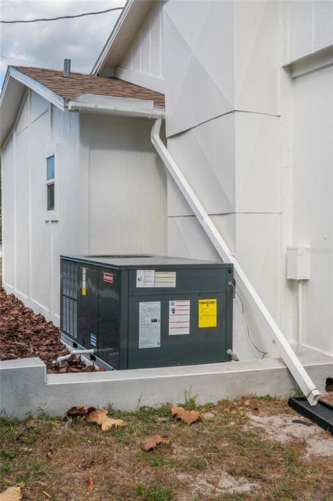 En Venta: $279,000 (4 camas, 3 baños, 1626 Pies cuadrados)