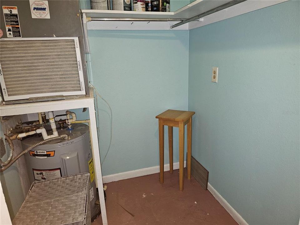 出租: $1,450 (1 贝兹, 1 浴室, 690 平方英尺)