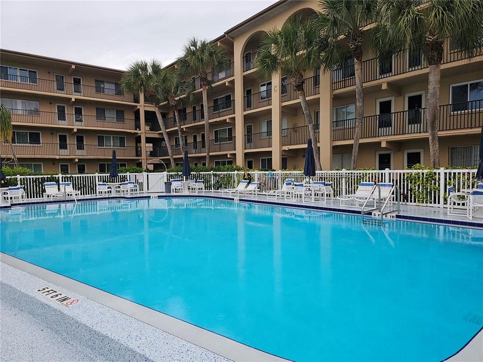 出租: $1,450 (1 贝兹, 1 浴室, 690 平方英尺)