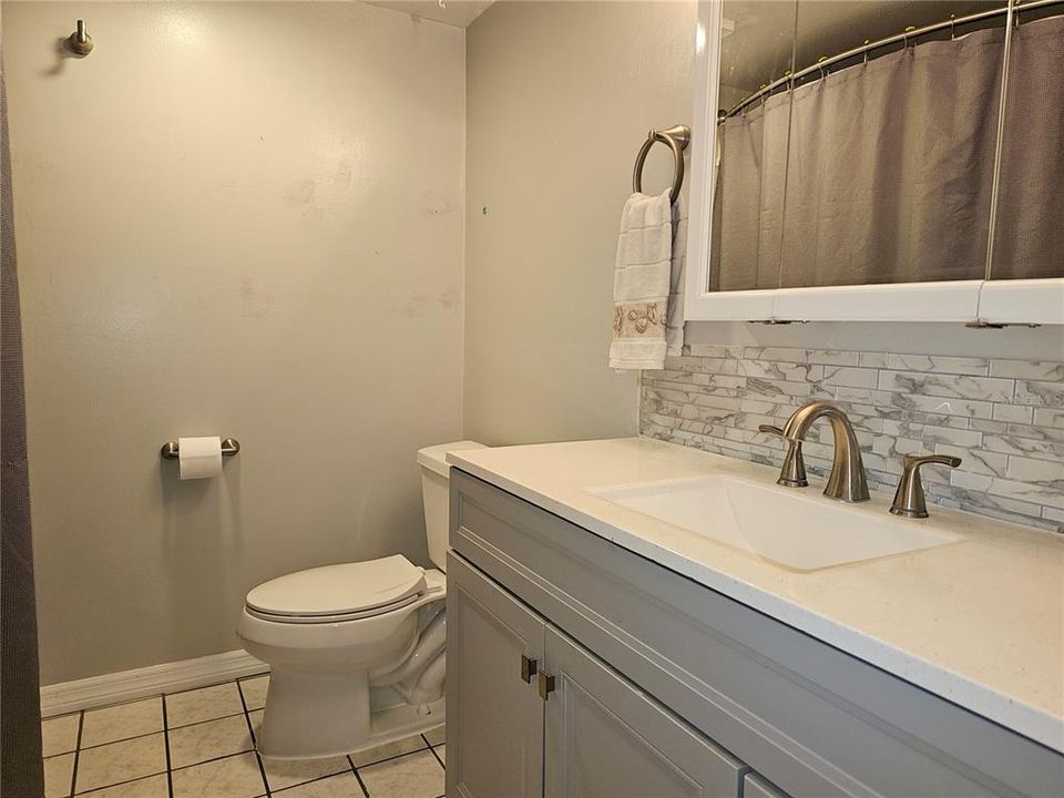 出租: $1,450 (1 贝兹, 1 浴室, 690 平方英尺)