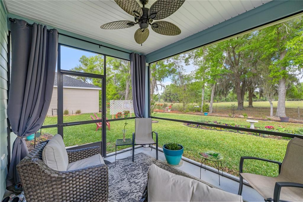 待售: $290,000 (2 贝兹, 2 浴室, 1548 平方英尺)