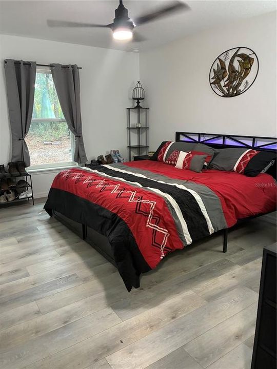 En Venta: $259,000 (3 camas, 2 baños, 1393 Pies cuadrados)