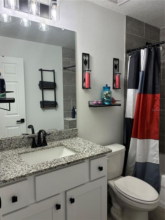 En Venta: $259,000 (3 camas, 2 baños, 1393 Pies cuadrados)