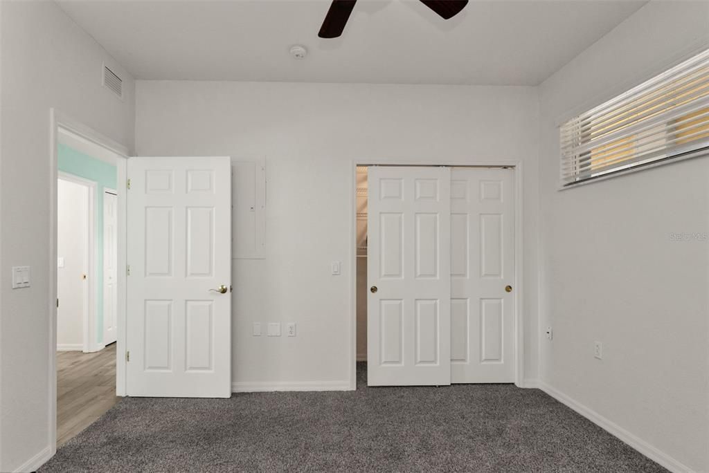 En Venta: $194,900 (2 camas, 2 baños, 1351 Pies cuadrados)