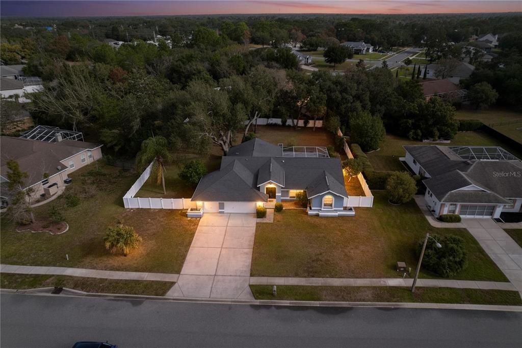 For Sale: $484,900 (3 beds, 2 baths, 2038 Square Feet)