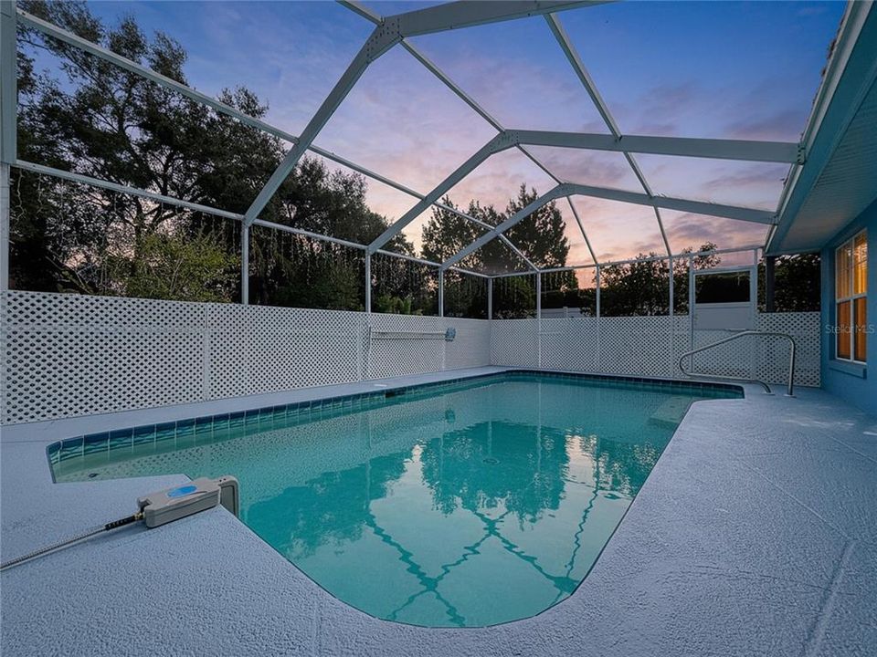 For Sale: $484,900 (3 beds, 2 baths, 2038 Square Feet)