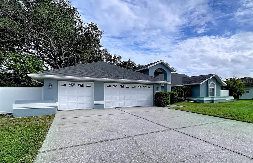 For Sale: $484,900 (3 beds, 2 baths, 2038 Square Feet)