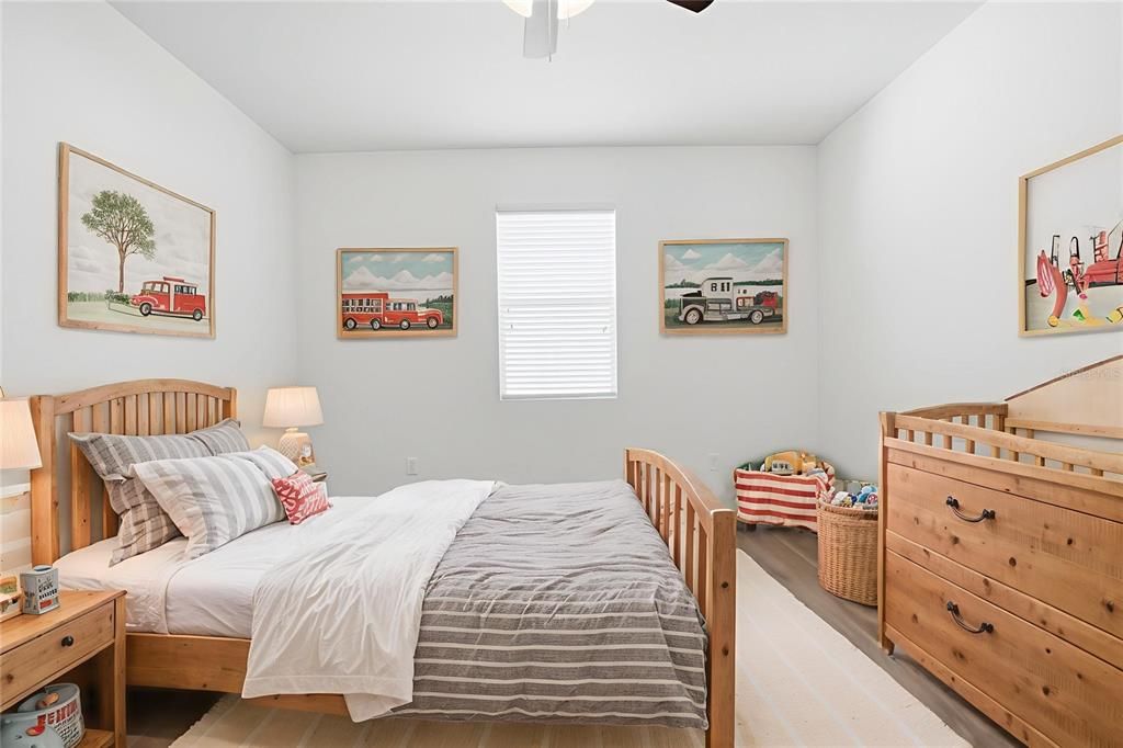 En Venta: $319,900 (3 camas, 2 baños, 1686 Pies cuadrados)