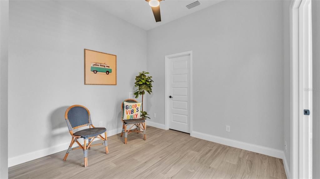 For Rent: $2,795 (3 beds, 2 baths, 2008 Square Feet)