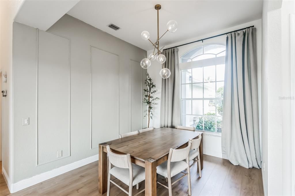 出租: $3,000 (3 贝兹, 2 浴室, 1672 平方英尺)