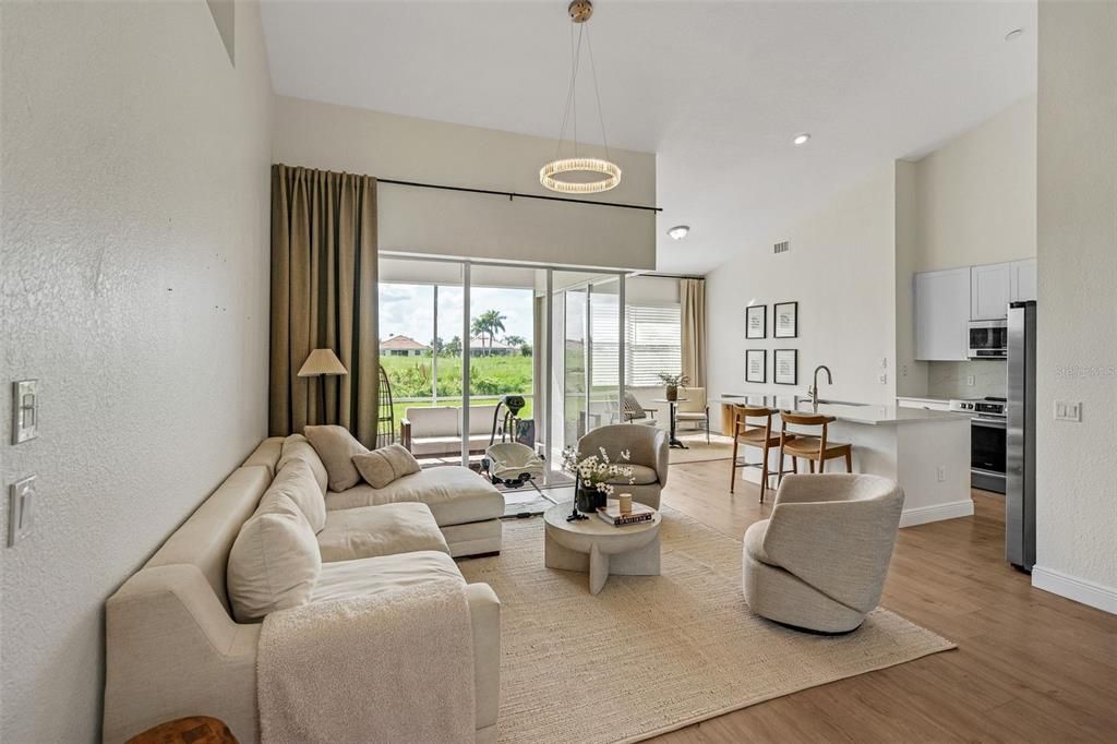 出租: $3,000 (3 贝兹, 2 浴室, 1672 平方英尺)