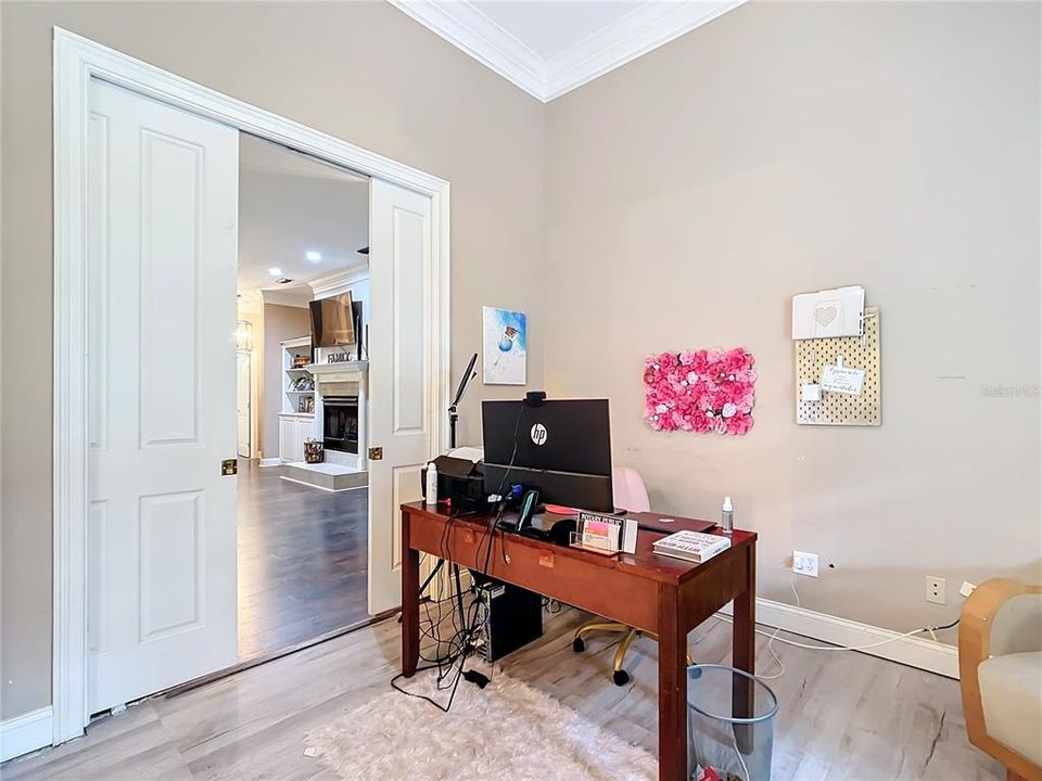 Activo con contrato: $875,000 (4 camas, 3 baños, 3131 Pies cuadrados)