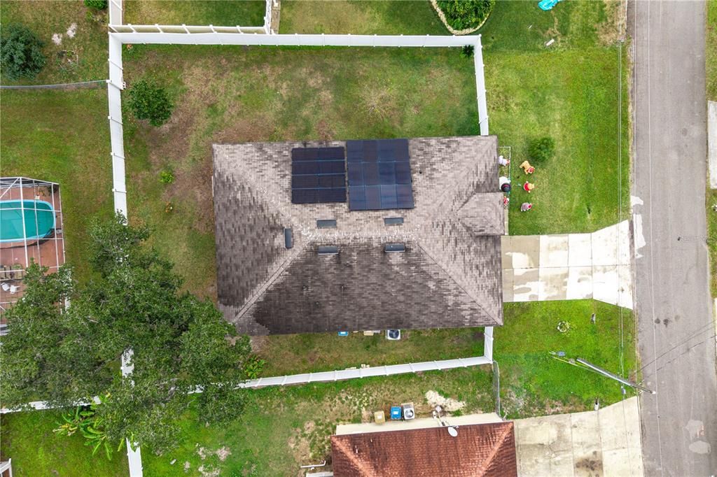 待售: $325,000 (4 贝兹, 2 浴室, 1872 平方英尺)