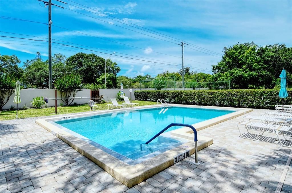 For Sale: $315,000 (2 beds, 2 baths, 1306 Square Feet)