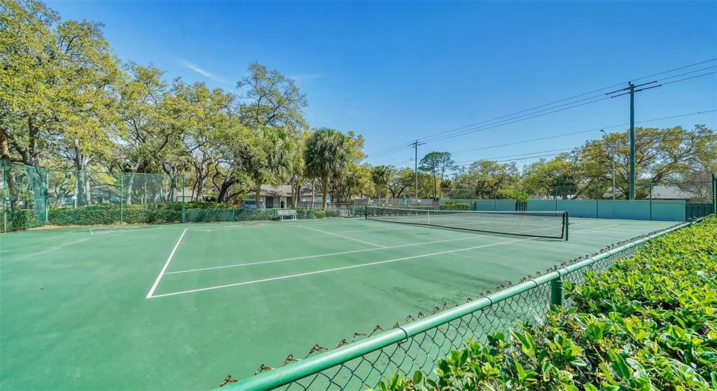 For Sale: $315,000 (2 beds, 2 baths, 1306 Square Feet)