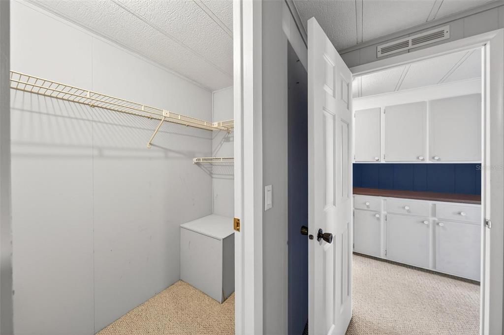 For Sale: $238,000 (2 beds, 2 baths, 1558 Square Feet)